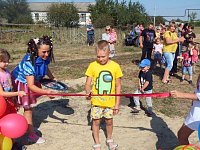 В Малом Щербедино открыли игровой комплекс для детей