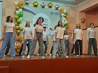 В Романовской СОШ прошел отборочный этап фестиваля детского творчества «На сцене»