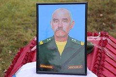 Жители поселка Алексеевский простились с военнослужащим