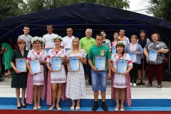 Лучших представителей романовской молодежи чествовали на центральной площади поселка