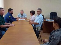 Глава Романовского района провел личный прием членов семей участников СВО