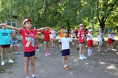 Полицейские приняли участие в спортивном празднике