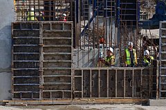 Володин на железнодорожном вокзале: ЛЮДИ ЖДУТ, ищите решение, чтобы в этом году сдать