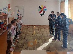 Ребята из ЮДП посетили детский сад «Колокольчик»