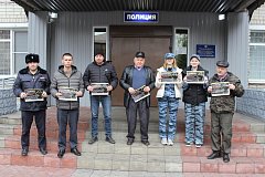 Полицейские и общественники провели профилактический рейд