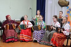 Воспитанники ДШИ выступили с творческими номерами