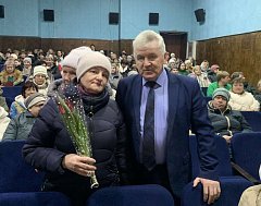 Международный женский день отметили в районном Доме культуры