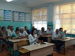 М-Щербединская школа встречала своих выпускников
