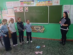 Специалист КЦСОН рассказала школьникам о правилах безопасности