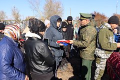 Жители с. Мордовский Карай простились с бойцом СВО