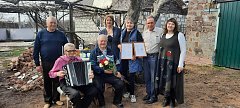 Творческое поздравление получил Почетный гражданин района И.Т. Рябинин