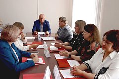 Деятельность исполнительной власти оценили положительно