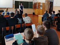 На площадке школы в селе Подгорное проведен День службы занятости