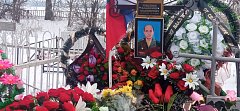 Жители Подгорного проводили в последний путь бойца СВО