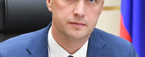 Поздравление губернатора Саратовской области Романа Бусаргина с Днем государственного флага РФ