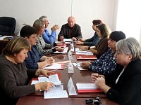Депутаты избрали кандидатов на районную Доску почета