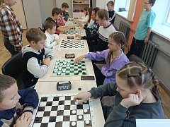 Состоялся районный командный турнир по русским шашкам