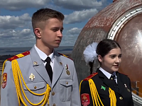 Кадеты станцевали «Гагаринский вальс» на месте приземления первого космонавта