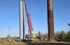 В Романовке завершается установка новой водонапорной башни. 