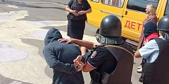 В основе -безопасность учащихся