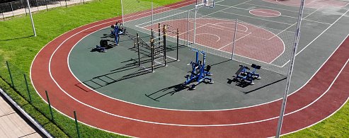 И в учебное время, и на каникулах: НОВЫЕ ПРИШКОЛЬНЫЕ СТАДИОНЫ в районах области пользуются спросом у молодежи
