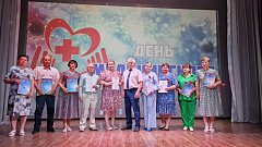 В зале РДК чествовали благородный труд медработников